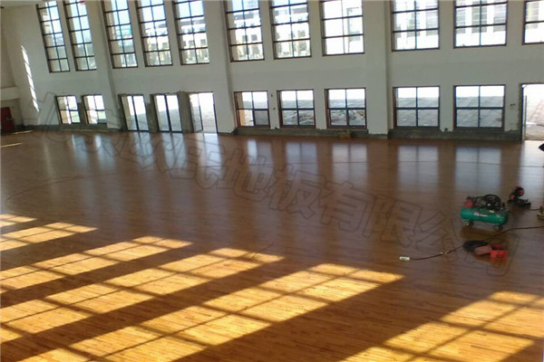 運(yùn)動木地板