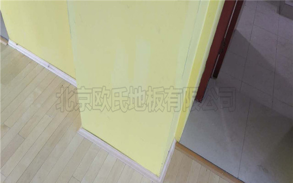 籃球木地板